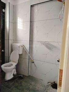 Bathroom Image of 550 Sq.ft 1 BHK Apartment / Flat for rent in BTM Layout Bengaluru for Rs. 23000
