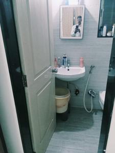 Bathroom Image of 900 Sq.ft 2 BHK Apartment / Flat for rent in Vastushodh Cavansite, Warje Pune for Rs. 35000