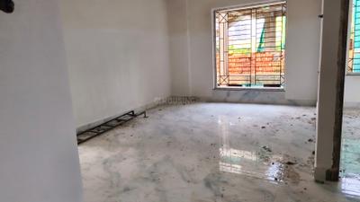 Living Room Image of 900 Sq.ft 2 BHK Apartment / Flat for sale in Naktala Kolkata for Rs. 6200000