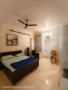 Bedroom Image of 1800 Sq.ft 3 BHK Apartment / Flat for sale in Gotri Vadodara for Rs. 8500000