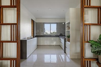 Kitchen Image of 2000 Sq.ft 4 BHK Apartment / Flat for sale in Samanvay Solitaire, Bhayli Vadodara for Rs. 12000000