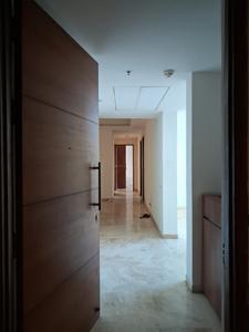 Main Entrance Image of 2500 Sq.ft 3 BHK Apartment / Flat for sale in Mahagun Mezzaria, Sector 78 Noida for Rs. 42500000