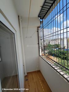 Balcony Image of 1050 Sq.ft 2 BHK Apartment / Flat for rent in Serilingampally Hyderabad for Rs. 40000