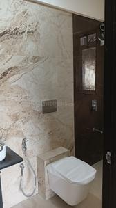 Bathroom Image of 750 Sq.ft 2 BHK Apartment / Flat for sale in Malad West Mumbai for Rs. 18500000