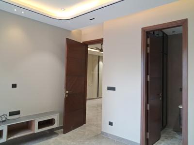 Bedroom Image of 1800 Sq.ft 3 BHK Builder Floor for sale in Paschim Vihar New Delhi for Rs. 38000000