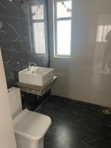 Bathroom Image of 915 Sq.ft 2 BHK Apartment / Flat for sale in SCC Blossom, Raj Nagar Extension Ghaziabad for Rs. 5950000