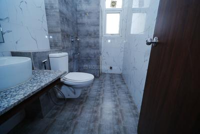 Image of 1341 Sq.ft 2 BHK Apartment / Flat for sale in Umang Winter Hills, Sector 77, Gurgaon for Rs. 13100000
