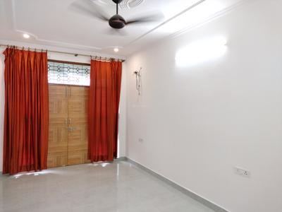 Bedroom Image of 2000 Sq.ft 4 BHK Builder Floor for rent in DDA Karuna Kunj, Sector 3 Dwarka New Delhi for Rs. 55000