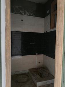 Common Bathroom Image of 750 Sq.ft 2 BHK Builder Floor for sale in DLF Ankur Vihar Ghaziabad for Rs. 2250430