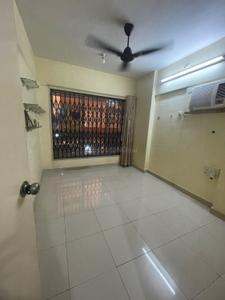 Hall Image of 750 Sq.ft 2 BHK Apartment / Flat for rent in Matoshree Tower, Dadar West Mumbai for Rs. 95000