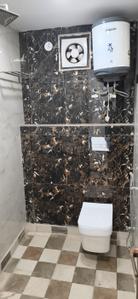 Image of 950 Sq.ft 3 BHK Builder Floor for rent in Govindpuri, New Delhi for Rs. 24000