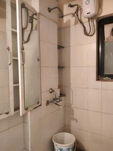 Common Bathroom Image of 1000 Sq.ft 2 BHK Apartment / Flat for sale in Wellington, Hiranandani Estate Thane for Rs. 19000000