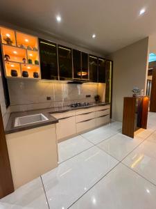 Kitchen Image of 2115 Sq.ft 3 BHK Apartment / Flat for sale in Nana Chiloda Ahmedabad for Rs. 7520000