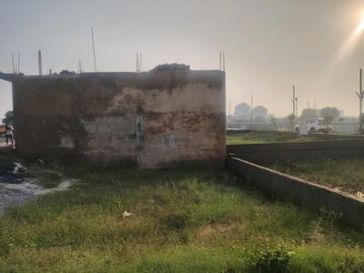 Image of 1350 Sq.ft Residential Plot / Land for sale in Residential Authority Plots, Bhanauta, Greater Noida for Rs. 6750100