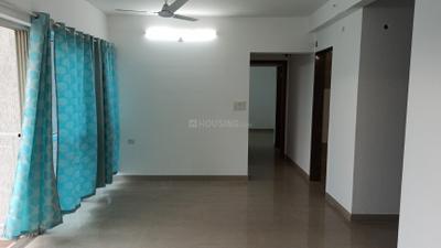 Living Room Image of 1100 Sq.ft 2 BHK Apartment / Flat for rent in Amanora Aspire Towers, Hadapsar Pune for Rs. 42000
