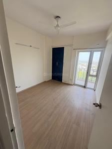 Hall Image of 1300 Sq.ft 3 BHK Apartment / Flat for rent in DLF Capital Greens Phase 1 And 2, Karampura New Delhi for Rs. 75000