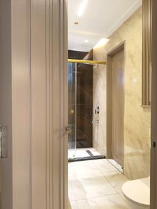 Common Bathroom Image of 1850 Sq.ft 4 BHK Builder Floor for sale in Indirapuram Ghaziabad for Rs. 30500000