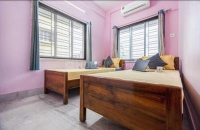 Bedroom Image of AIRPORT AC PG in Kaikhali, Kolkata