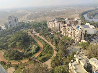 Bedroom One Image of 1650 Sq.ft 3 BHK Apartment / Flat for sale in DLH The Park Residences Phase 1, Andheri West Mumbai for Rs. 53000000