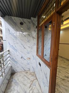 Balcony Image of 1300 Sq.ft 4 BHK Builder Floor for sale in Shalimar Garden Ghaziabad for Rs. 9000000