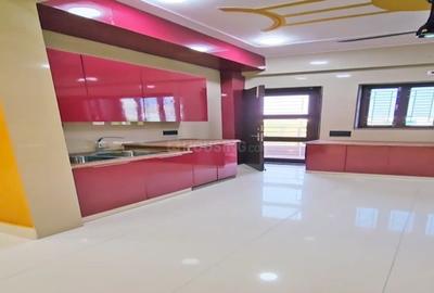 4 BHK Independent Builder Floor