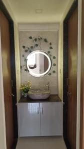 Bathroom Image of 1250 Sq.ft 3 BHK Apartment / Flat for rent in Roongta Serenity, Prabhat Colony Nashik for Rs. 20000