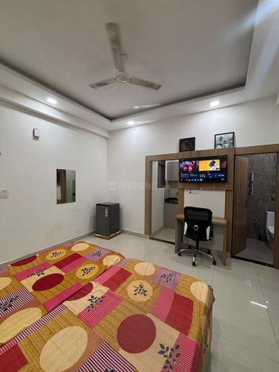 Bedroom Image of Luxurious Space Girls PG with Dil in Sector 48, Gurgaon