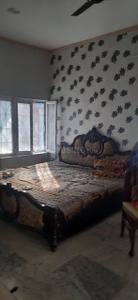 Bedroom Image of 1025 Sq.ft 5 BHK Independent House for sale in Dhourra Mafi Aligarh for Rs. 6000000