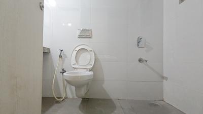 Image of 1120 Sq.ft 2 BHK Apartment / Flat for rent in Rustomjee Azziano, Thane West, Thane for Rs. 44999