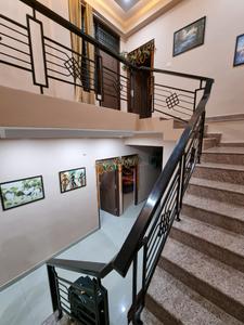Image of 3200 Sq.ft 3 BHK Penthouse for rent in Paharia, Varanasi for Rs. 70000