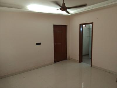 Bedroom Image of 1800 Sq.ft 3 BHK Builder Floor for rent in Mansarover Garden New Delhi for Rs. 48000