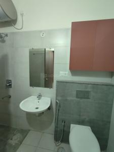 Bathroom Image of 800 Sq.ft 2 BHK Apartment / Flat for sale in DSR Highland Greenz, Chikkakannalli Bengaluru for Rs. 14000000
