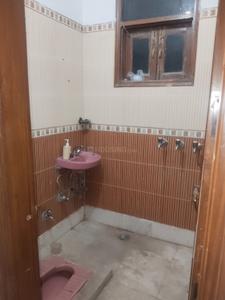 Image of 630 Sq.ft 2 BHK Builder Floor for rent in Dabri, New Delhi for Rs. 17000