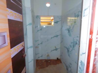 Bathroom Image of 1095 Sq.ft 3 BHK Apartment / Flat for sale in Dum Dum Cantonment Kolkata for Rs. 3942000