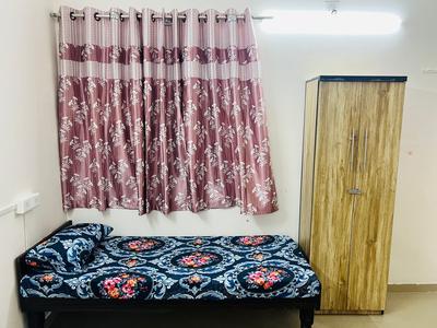Bedroom Image of Mansi paying guest  in Karelibagh, Vadodara