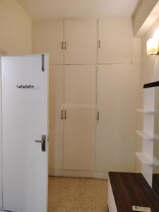 Bedroom Image of 1800 Sq.ft 3 BHK Builder Floor for rent in South Extension II New Delhi for Rs. 150000