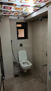 Bathroom Image of 780 Sq.ft 2 BHK Apartment / Flat for rent in Evershine Nagar, Malad West Mumbai for Rs. 55000