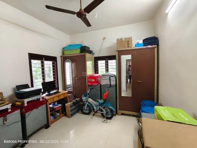 Bedroom Image of 2300 Sq.ft 4 BHK Duplex for sale in Subhanpura Vadodara for Rs. 12500000