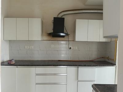 Kitchen Image of 1955 Sq.ft 3 BHK Apartment / Flat for rent in Sunworld Arista, Sector 168 Noida for Rs. 47000