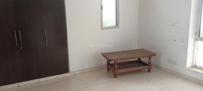Bedroom Image of 1600 Sq.ft 3 BHK Apartment / Flat for rent in Assotech The Nest, Crossings Republik Ghaziabad for Rs. 24000