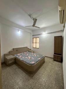 Bedroom Image of 900 Sq.ft 1 BHK Apartment / Flat for rent in Paldi Ahmedabad for Rs. 18000