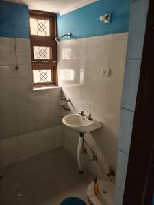 Bathroom Image of 1453 Sq.ft 3.5 BHK Apartment / Flat for sale in Omicron 1A Greater Noida for Rs. 10000000