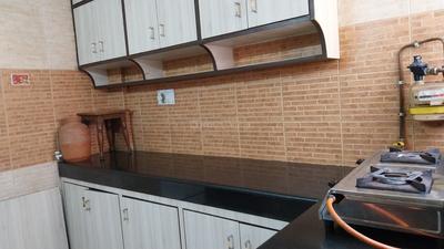 Kitchen Image of 800 Sq.ft 1 BHK Builder Floor for rent in Safdarjung Enclave New Delhi for Rs. 45000