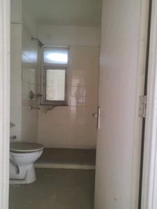 Common Bathroom Image of 1650 Sq.ft 3.5 BHK Apartment / Flat for sale in BPTP Princess Park, Sector 86 Faridabad for Rs. 15000000