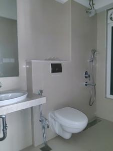 Common Bathroom Image of 615 Sq.ft 2 BHK Apartment / Flat for rent in L And T Rejuve 360 Tower A, Mulund West Mumbai for Rs. 55000