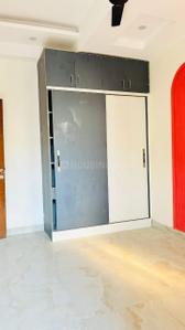 Bedroom Image of 1550 Sq.ft 3 BHK Apartment / Flat for sale in Sector 45 Noida for Rs. 7400000