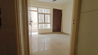 Bedroom Image of 1150 Sq.ft 2.5 BHK Apartment / Flat for sale in Supertech Cape Town, Sector 74 Noida for Rs. 11000000