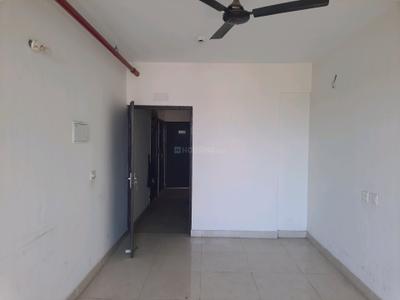 Living Room Image of 740 Sq.ft 3 BHK Apartment / Flat for rent in Signature Global Golf Green, Sector 79 Gurgaon for Rs. 12000