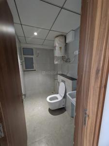 Bathroom Image of 650 Sq.ft 2 BHK Apartment / Flat for rent in Godrej The Suites, Jaypee Greens Greater Noida for Rs. 37000