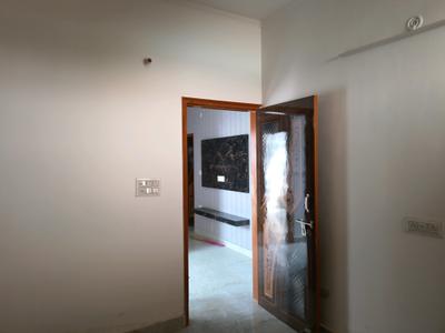 Bedroom Image of 750 Sq.ft 2 BHK Builder Floor for sale in DLF Ankur Vihar Ghaziabad for Rs. 2350555